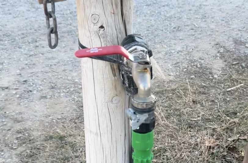 grifo para rellenar agua en tu camper